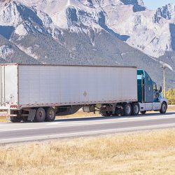 Việc làm định cư Canada 2021: Tài xế xe tải